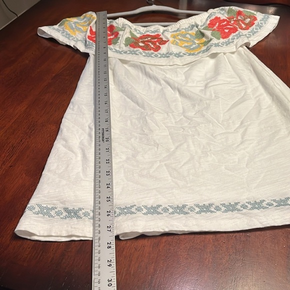 The Impeccable Pig off shoulder embroderied floral top size small - Picture 7 of 10